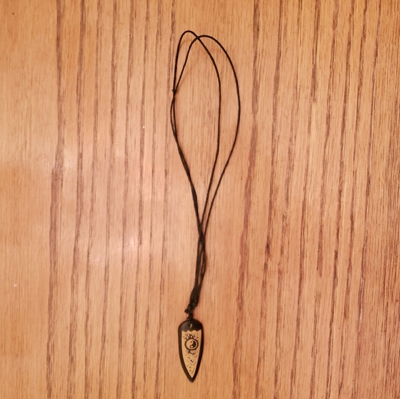 DONATED Tribal Yin Yang Necklace Choker - Picture 2 of 8